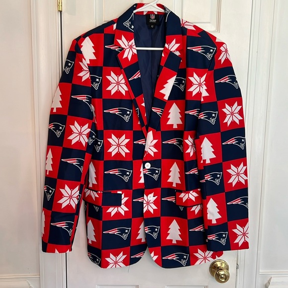 FOCO NFL New England Patriots Patches Ugly Business Jacket‎ Size Small 42 - Picture 1 of 13